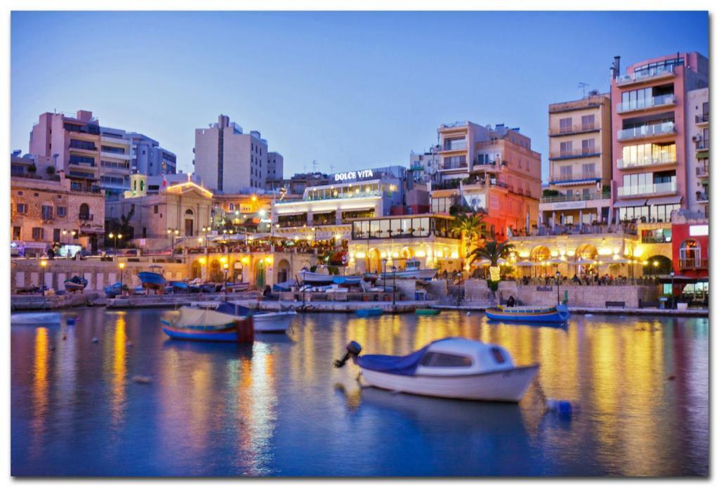 Spectacular Apartment Valletta And Harbour Views Sliema Buitenkant foto